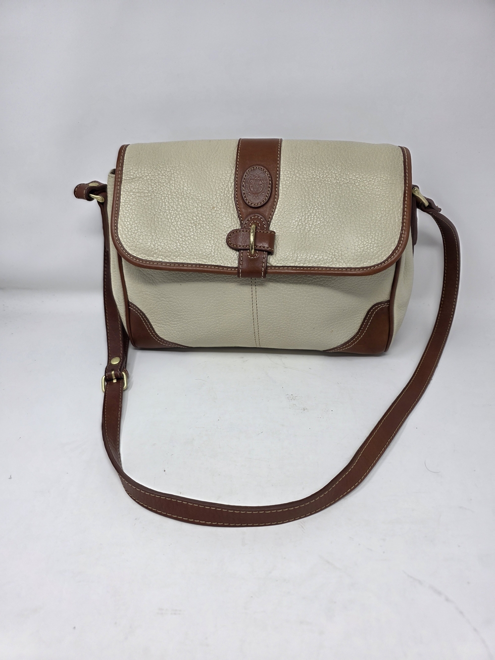 Vintage Liz Claiborne Cream & Tan Pebbled Leather Flap Crossbody Bag Crest Logo